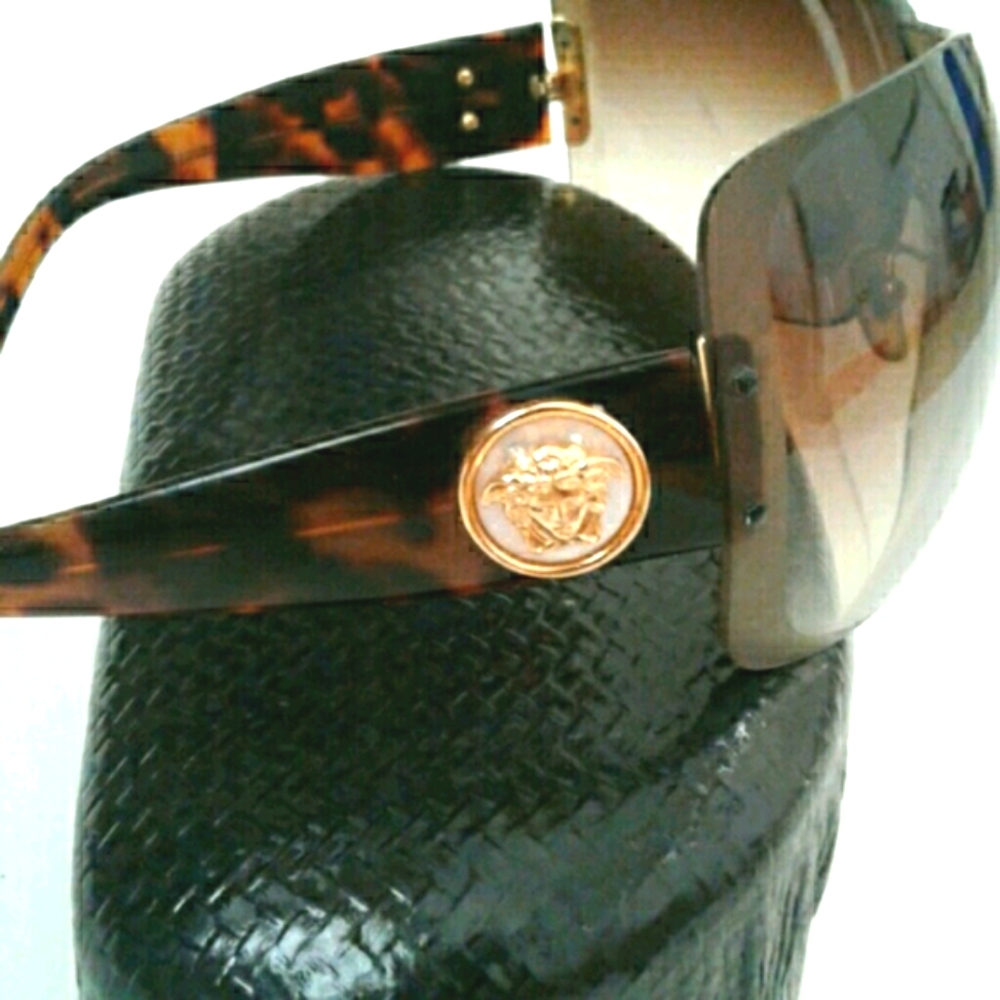 Versace Sunglasses - Picture 2 of 3